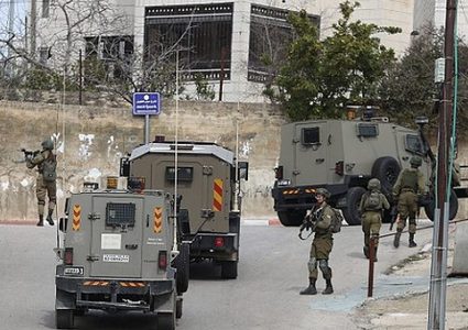 قوات الاحتلال تقتحم بلدة حجة شرق قلقيلية