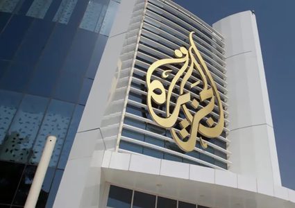 الاحتلال يقتحم ويغلق مكتب قناة الجزيرة برام الله ويمنعها من العمل لمدة 45 يوما