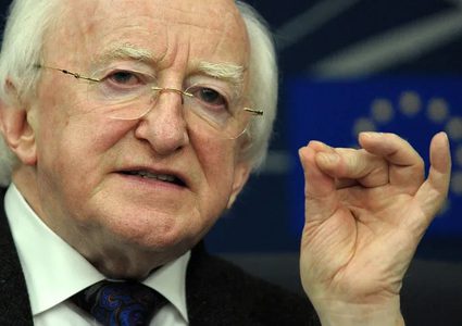 رئيس أيرلندا: السفارة الإسرائيلية سربت رسالة أرسلتها إلى الرئيس الإيراني