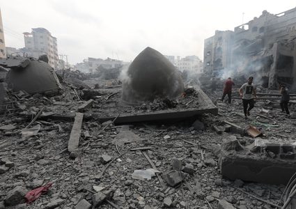 استشهاد أم و4 من أطفالها في قصف للاحتلال على رفح