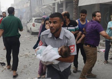 6 شهداء بينهم ثلاثة أطفال وامرأة حامل في قصف الاحتلال منزلا في مخيم البريج