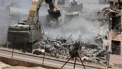 الاحتلال يشرع بعمليات هدم منشآت سكنية في منطقة البرج بالأغوار الشمالية