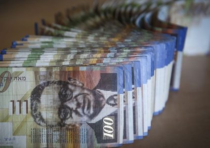 انخفاض على أسعار صرف العملات