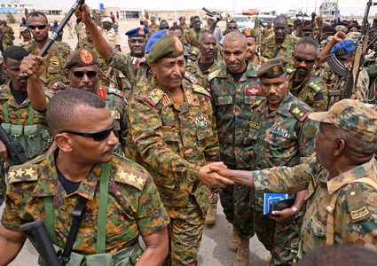 الجيش السوداني يستنكر اتهام الإمارات بمهاجمته مقر إقامة سفيرها