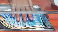 أسعار العملات لليوم الإثنين