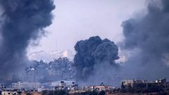 شهداء ومصابون في قصف الاحتلال مدرسة تؤوي نازحين شرق غزة