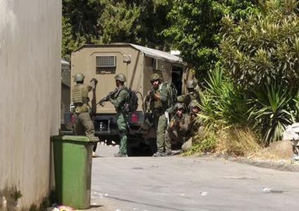 قوات خاصة اسرائيلية تقتحم برقين جنوب جنين وتحاصر منزلا