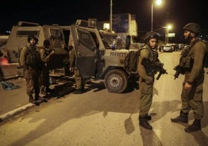 الاحتلال يعتقل شابا من برقين بعد محاصرة منزله