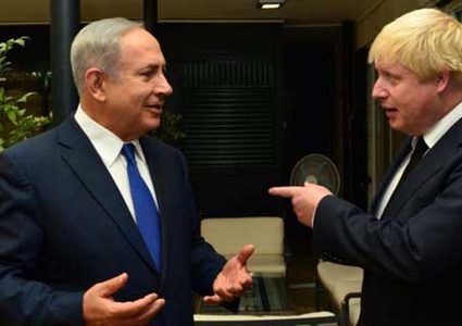 بوريس جونسون: نتنياهو زرع جهاز تنصت في الحمام الخاص بمكتبي