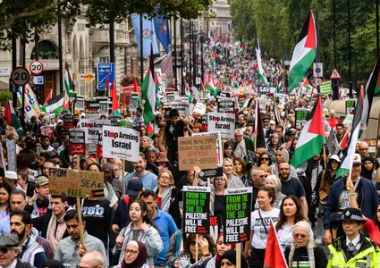 مظاهرات حاشدة في الشوارع الأميركية بعد عام من العدوان على الشعب الفلسطيني