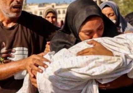 366 يوما للحرب: شهداء بالعشرات ومجازر بالجملة في جباليا ودير البلح