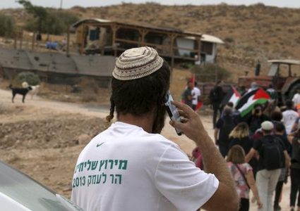 عام على العدوان: الاحتلال و مستوطنيه نفذوا 16,663 اعتداء ضد ممتلكات المواطنين