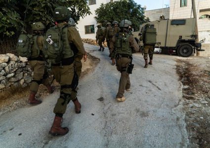 قوات الاحتلال تداهم منزلا في دير بلوط