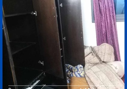 من الخراب والدمار الذي أحدثه جيش الاحتـ.ـلال في منزل المواطن معتز نصاصرة بعد مداهمته في بلدة بيت فوريك شرق نابلس.