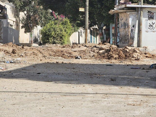 الاحتلال ينسحب من مخيم الفارعة ويُخلّف دمارا واسعا في البنية التحتية