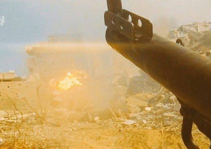 القسام يعلن تفجير عين نفق بقوة للاحتلال