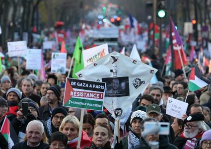 باريس.. مظاهرة منددة بإنذارات إخلاء الاحتلال لمستشفيات شمال غزة