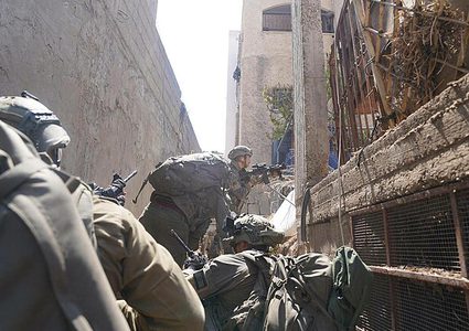 محاصرة منزل في مخيم جنين