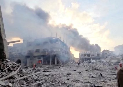 13 إصابة جديدة جراء استهداف جيش الاحتلال مركز إيواء في مخيم جباليا