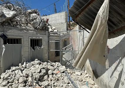 لتنفيذ مخطط"وادي السيليكون "- هدم منشاة تجارية في حي وادي الجوز