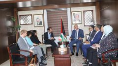 الحايك يتفقد التجمع البدوي لعرب الجهالين ويبحث تطوير القطاع السياحي في أريحا