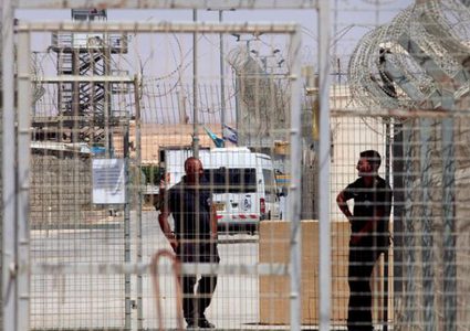 نادي الأسير: غالبية المعتقلين المفرج عنهم من سجون الاحتلال يعانون مشاكل صحيّة