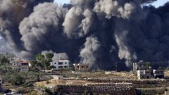 16 شهيدا بغارة إسرائيلية على النبطية جنوب لبنان