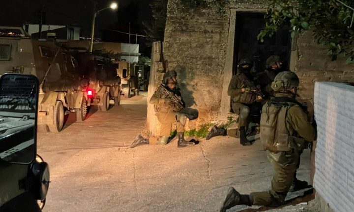 إصابة شاب برصاص الاحتلال خلال اقتحام نابلس