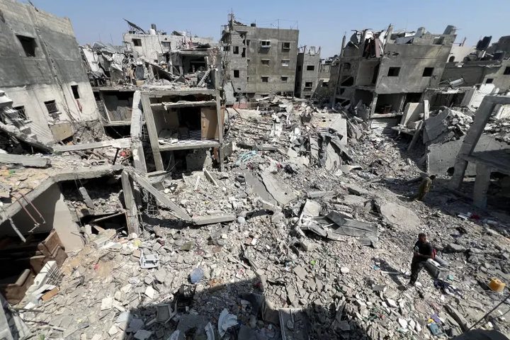 ثلاثة شهداء في قصف الاحتلال لمخيم جباليا
