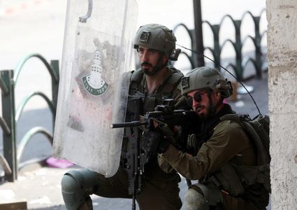 اندلاع مواجهات مع الاحتلال في بلدة بيت فوريك شرق نابلس