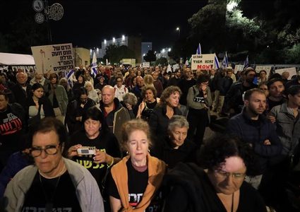 عائلات الأسرى تطالب بالتوصل الى اتفاق