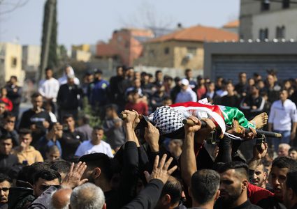 تشييع جثمان الشهيد صبري أحمد في قرية عزون عتمة شرق قلقيلية