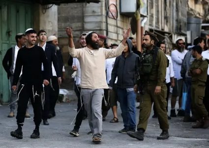 مستوطنون يعيقون وصول طلبة تجمع عرب المليحات إلى جامعاتهم ومدارسهم