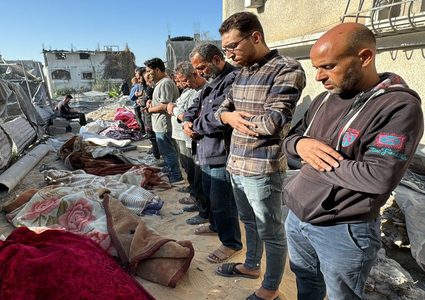 شهيد وإصابات في قصف الاحتلال منزلا شمال مخيم النصيرات