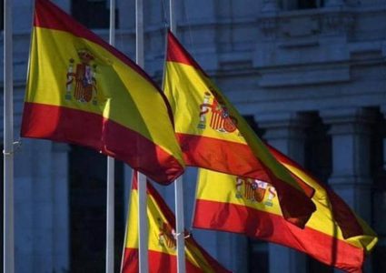 إسبانيا توسّع حظر الأسلحة مع "إسرائيل" ليشمل مشتريات الذخيرة