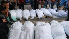 390 يوم من الحرب: شهداء بالعشرات وغارات على وسط وجنوب القطاع