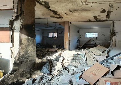 الاحتلال يهدم مكتب الأونروا في مخيم نور شمس بعد يومين من قرار حظرها