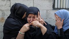 أربعة شهداء بينهم امرأتان وأطفالهما جراء قصف الاحتلال جباليا ورفح