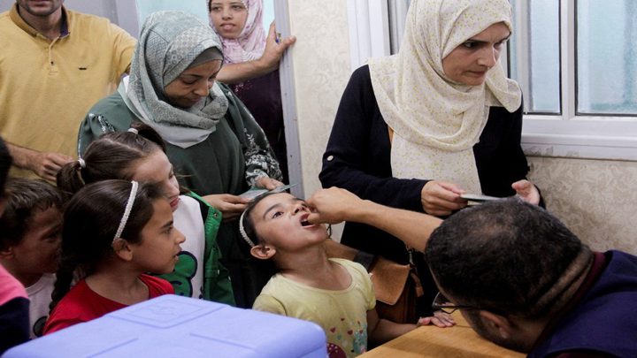 الصحة: تمديد الحملة الطارئة للتطعيم ضد مرض شلل الأطفال في مدينة غزة ليوم إضافي