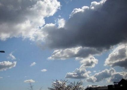 حالة الطقس: أجواء مستقرة غائمة جزئياً وبارده نسبياً في المناطق الجبلية