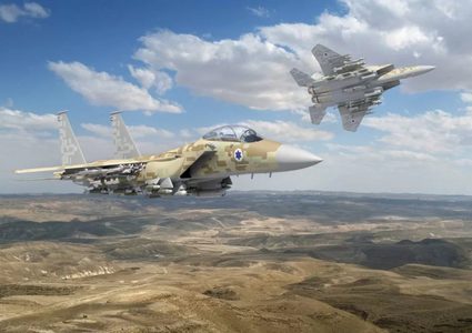 اسرائيل توقّع صفقة شراء 25 طائرة F-15 جديدة