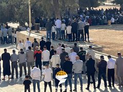 40 ألفا يؤدون صلاة الجمعة في المسجد الأقصى