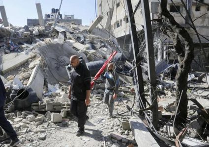 أربعة شهداء في قصف للاحتلال على دير البلح ومخيم جباليا