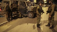 قوات الاحتلال تقتحم مدينة طولكرم وتحاصر منزلا في عزبة الجراد شرقا