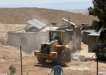 سلطات الاحتلال تهدم مسجد أم الحيران في النقب وهو آخر ما تبقى من القرية