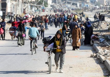 هيومن رايتس ووتش": إسرائيل مسؤولة عن نزوح قسري لفلسطينيي غزة