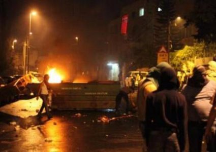 إصابات بالاختناق خلال اقتحام قوات الاحتلال بلدة الخضر