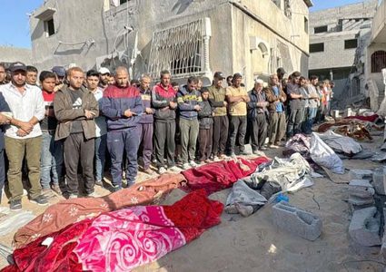 مجزرة جديدة- أكثر من 50 شهيدا باستهداف منازل تؤوي نازحين في بيت لاهيا