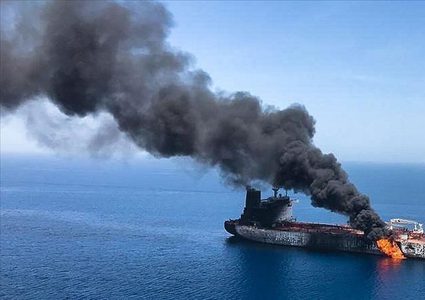 الحوثيون: استهدفنا سفينة بالبحر الأحمر بصواريخ باليستية وبحرية