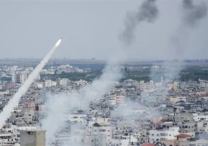 جيش الاحتلال: إطلاق عدة صواريخ من لبنان باتجاه وسط إسرائيل